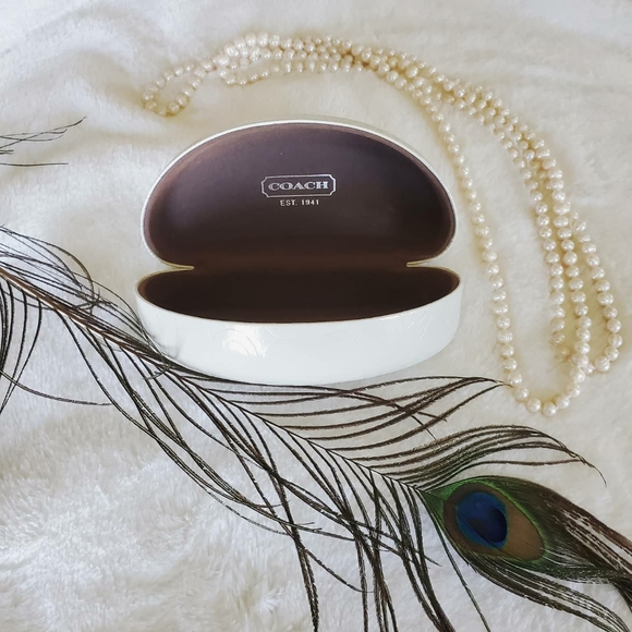 Coach Accessories - Coach sunglasses case